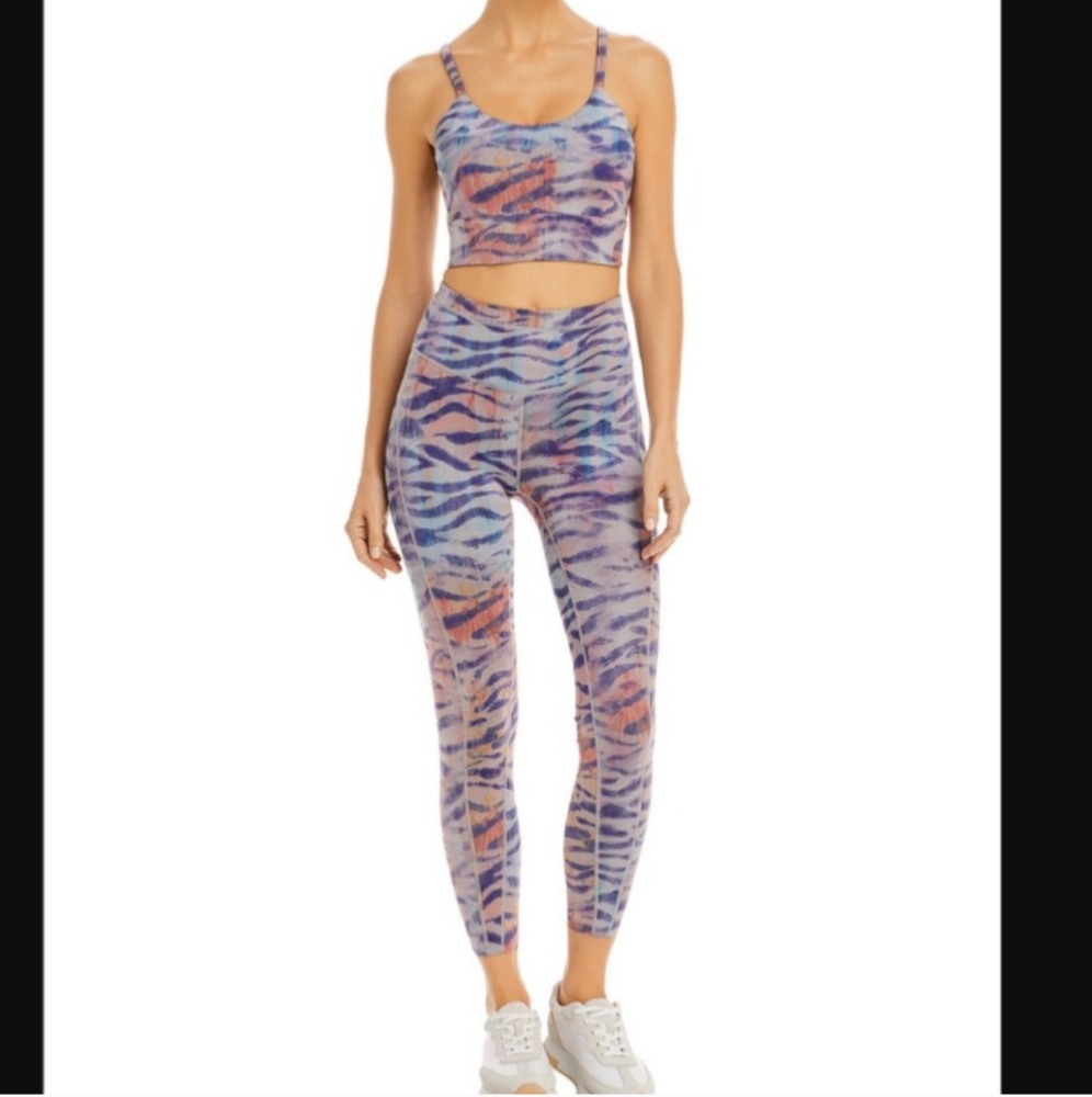 NWT FP Movement Beat The Heat Reversible Sports Bra & Leggings Set Tiger Combo - Picture 6 of 11